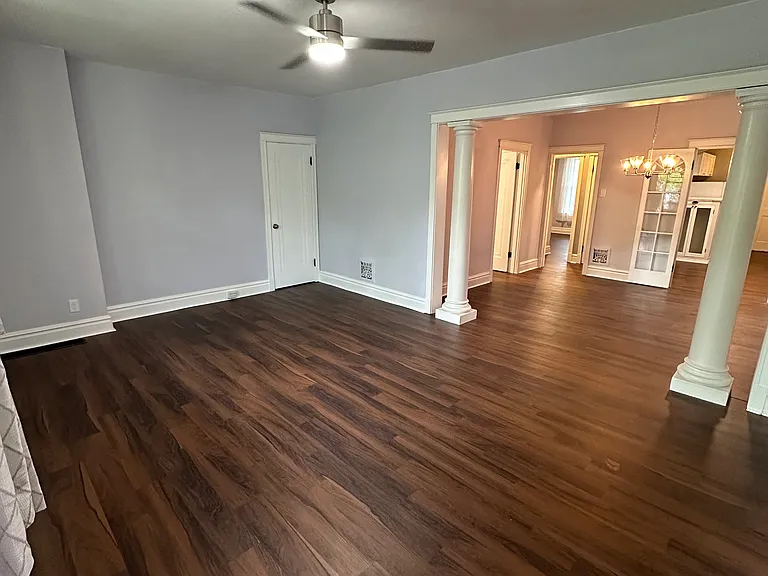 5237 Sutherland Ave #2 — Photo 6