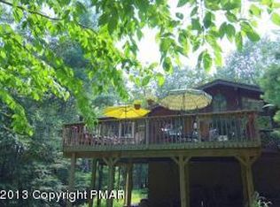 264 Glenoak Dr, East Stroudsburg, PA 18301