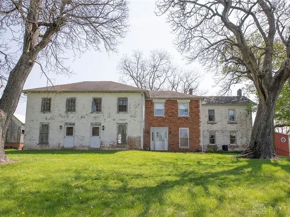 8833 Germantown Rd, West Alexandria, OH 45381