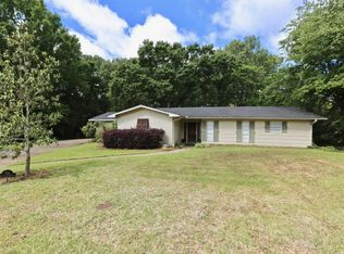 514 E Leake St, Clinton, MS 39056