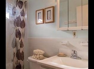 21 Fernview Ave APT 8, North Andover, MA 01845