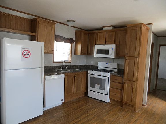 2nd image of 234 Halfmoon Cir