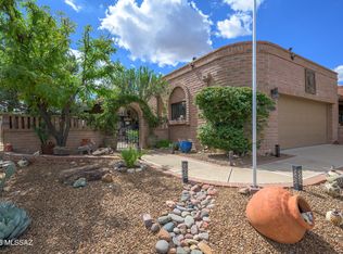 1131 W Camino De La Oca, Green Valley, AZ 85622