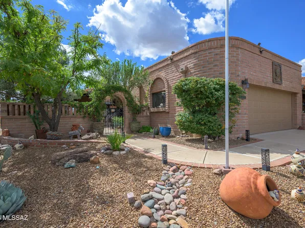 1131 W Camino De La Oca, Green Valley, AZ 85622