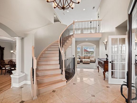 5th image of 601 N Pines Trl