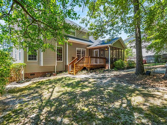 2nd image of 202 Hope Trace Way