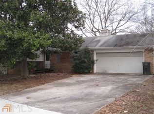 6090 Flairview Ct, Forest Park, GA 30297