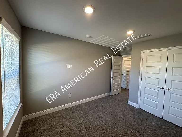 838 Fairview Dr — Photo 22