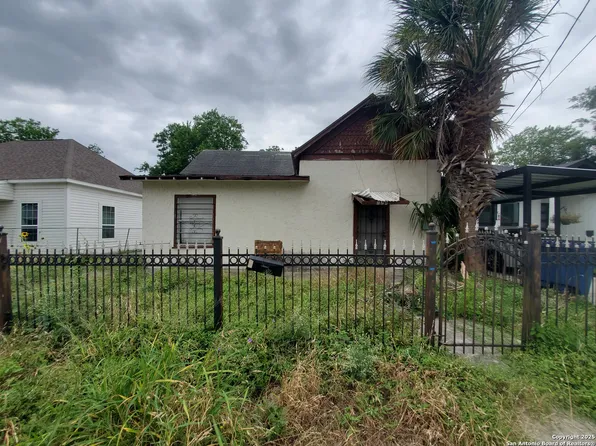 124 Furnish, San Antonio, TX 78204