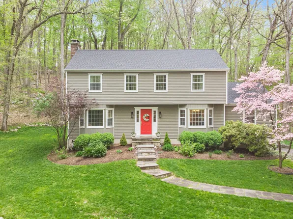 18 Fairfax Avenue, Wilton, CT 06897