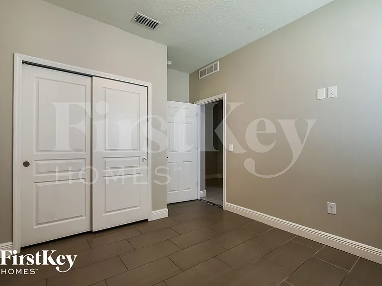 12018 Sumter Dr — Photo 10
