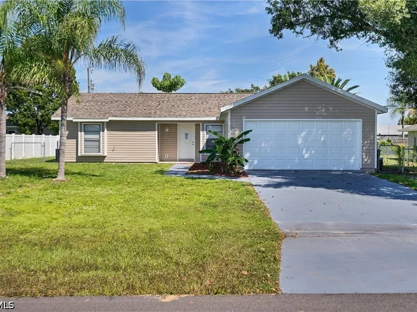 317 NE 10th St, Cape Coral, FL 33909