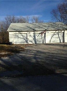 2nd image of 221 W 1st St