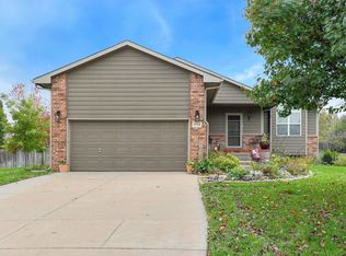 1714 N Buckeye Ct, Andover, KS 67002