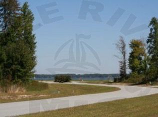 81 Eagle View Ln, Blounts Creek, NC 27814