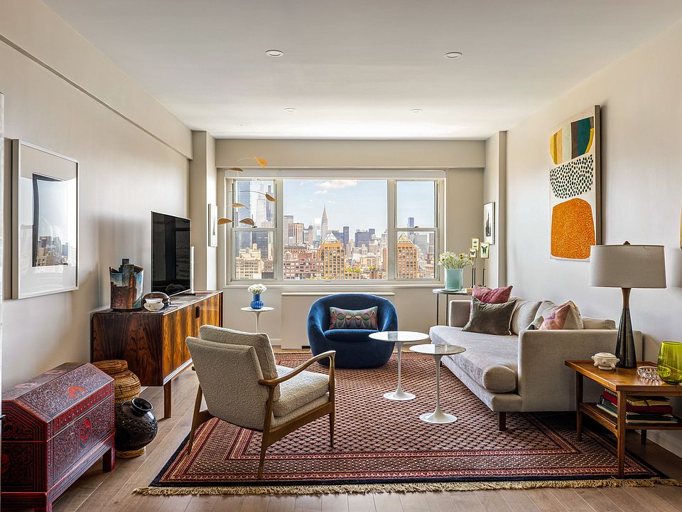 1st image of 60 E 8th St APT 30F