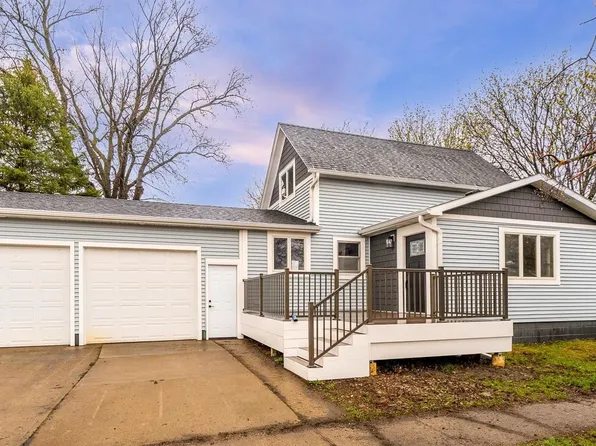 307 NW Maple St, Beresford, SD 57004