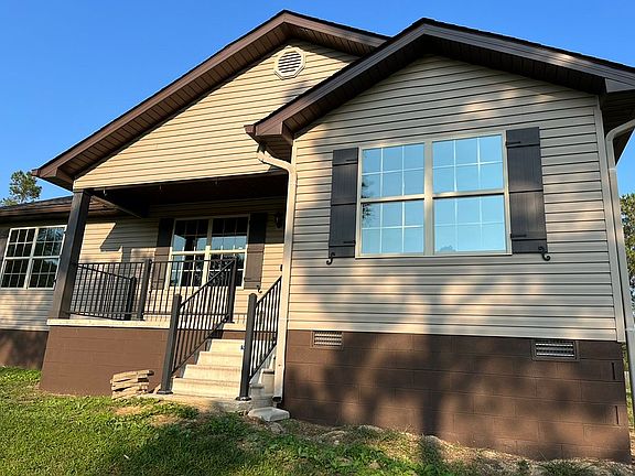 3rd image of 110 County Road 304