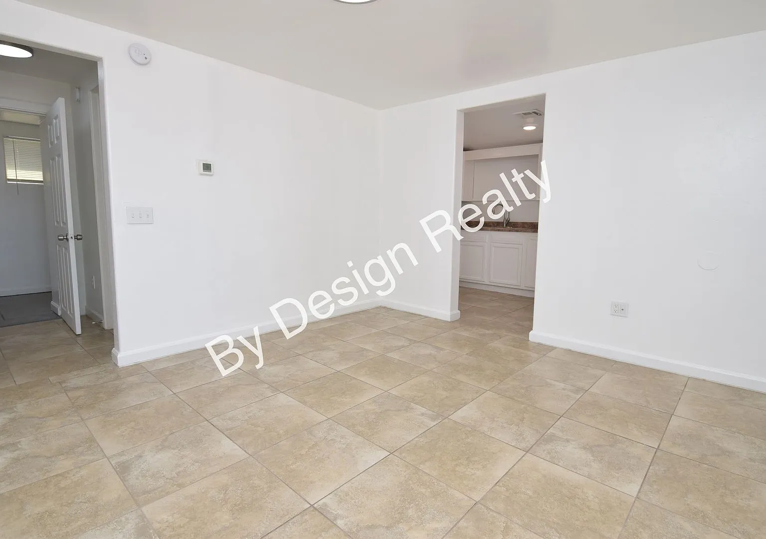 3625 E Bellevue St — Photo 4