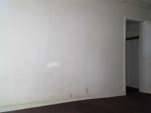 Apt 1 Bedroom 2