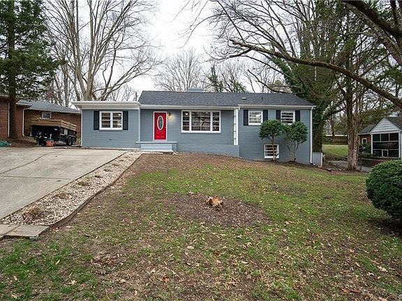 2nd image of 1810 Cedarhurst Dr