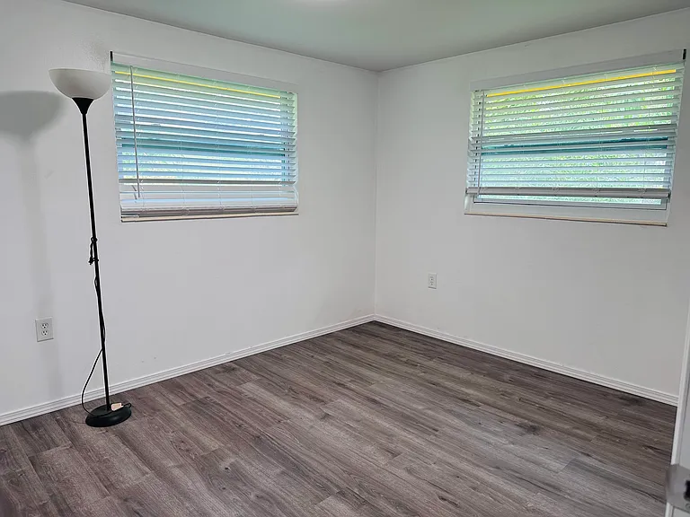 3606 Clark Dr #1 — Photo 10