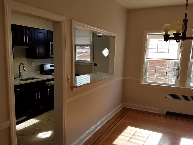 2415 Loyola Southway — Photo 2