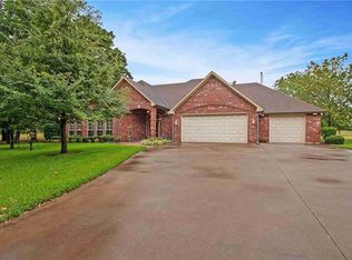 640 Private Road 5937, Emory, TX 75440