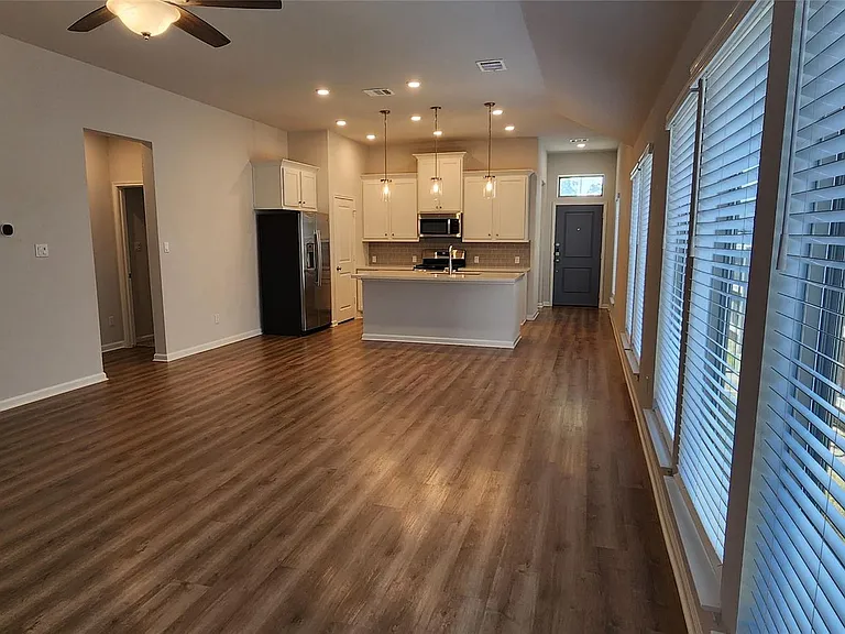 460 Los Olives Ln — Photo 12