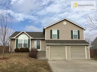 10512 NW 86th St, Kansas City, MO 64153