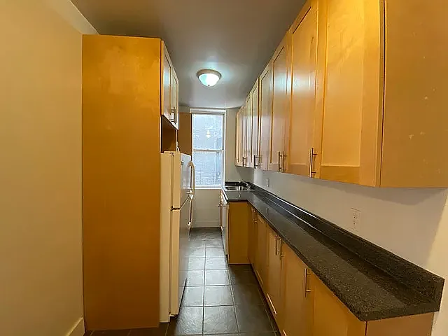 461 Fort Washington Avenue — Photo 2