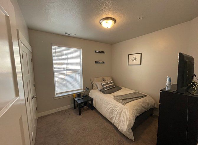 1st image of 529 N 360 W