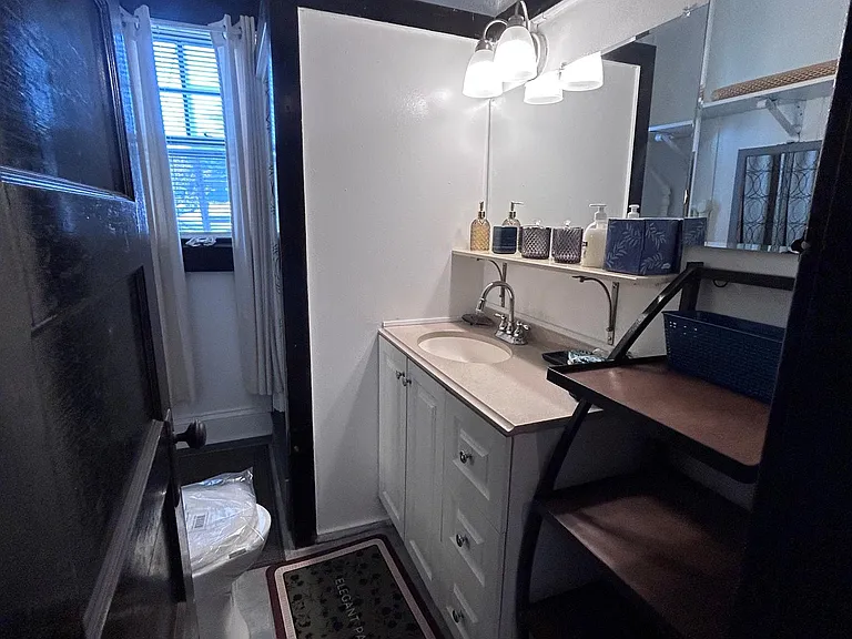 298 Highland Ave — Photo 16