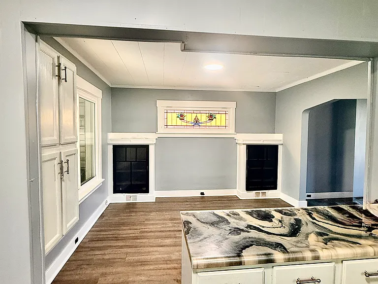 421 Hays Ave — Photo 5