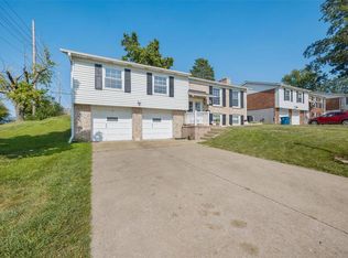 4125 Sunrise Way Dr, Saint Louis, MO 63125