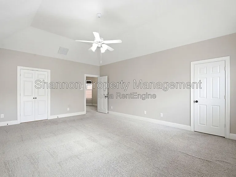 5642 Petty St #A — Photo 14