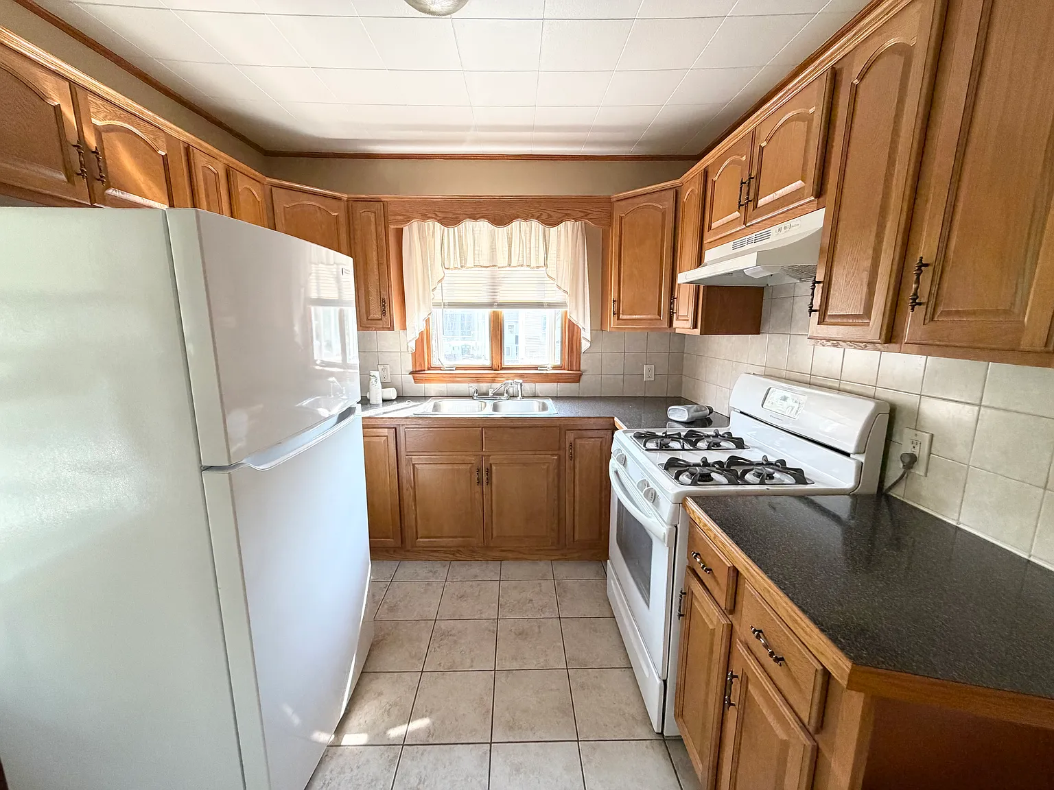 1 bed, 728 sqft, $1,725 — Photo 2