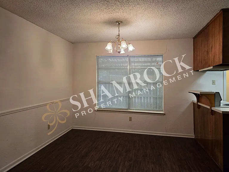 6807 Old Briarstown Rd — Photo 5