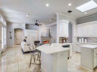 12131 Lueders Ln, Dallas, TX 75230