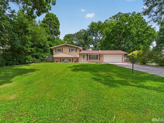 3728 Spruce Dr, Fort Wayne, IN 46809