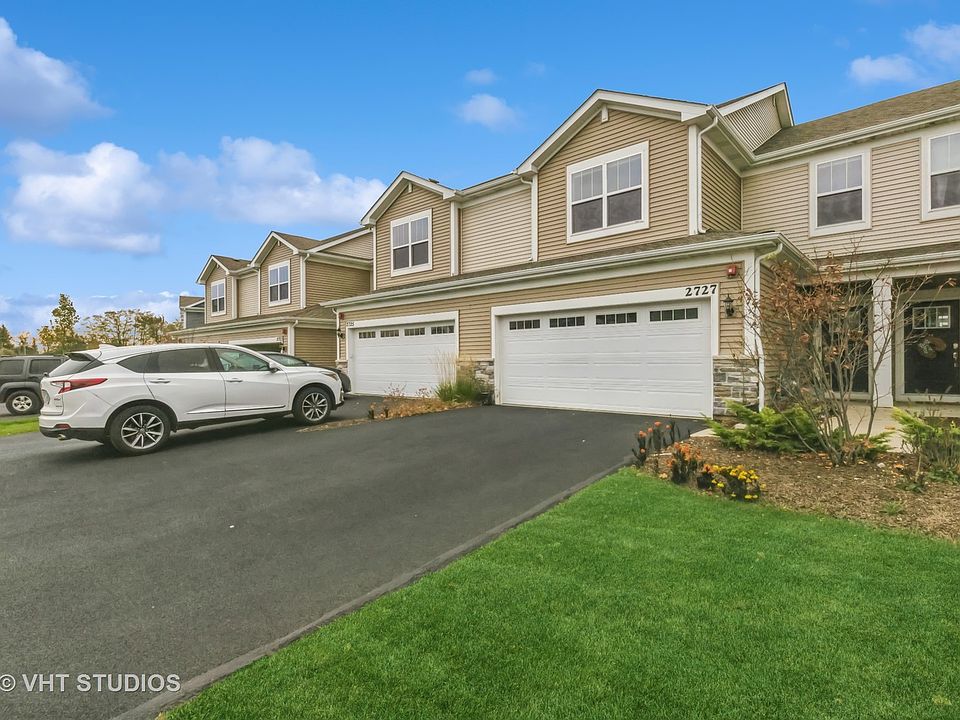1st image of 2727 Fieldcrest Dr