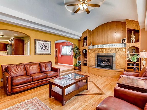 3rd image of 8501 E Grand Ave