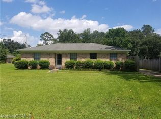 824 Cross St, Saraland, AL 36571