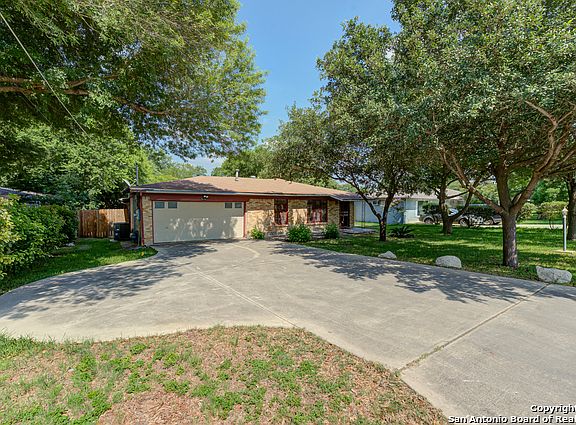 5th image of 2610 Benrus Blvd