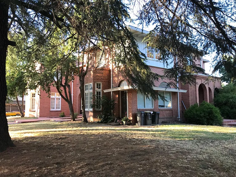704 N Stockton St — Photo 19
