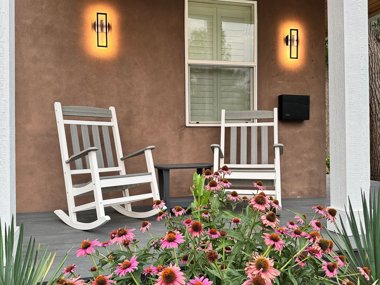 5045 Meade St — Photo 3