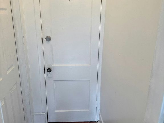 Entrance to apartment