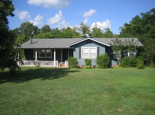 1815 Poor House Rd W, Starkville, MS 39759