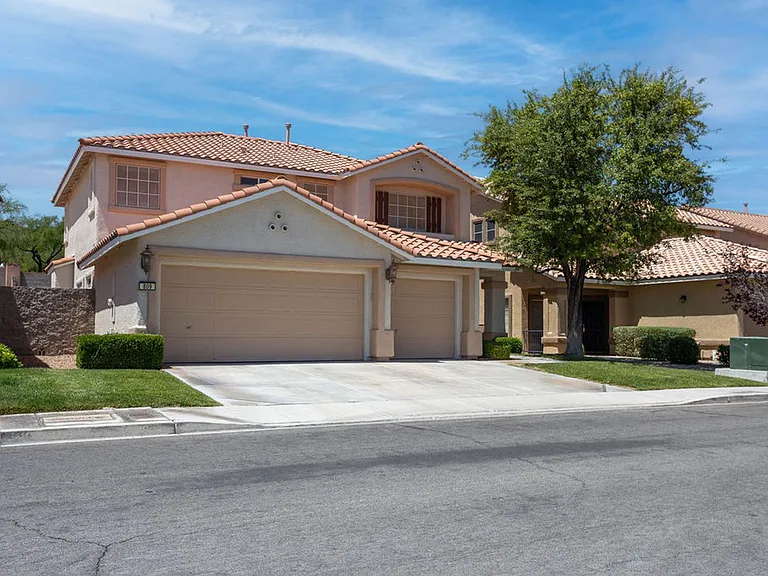 809 Royal Birch Ln — Photo 54