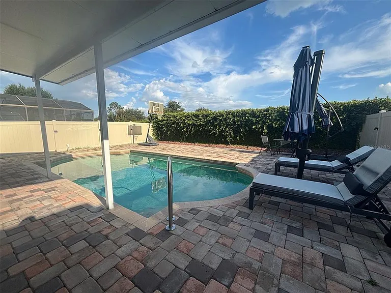 5028 Olde Kerry Dr — Photo 17